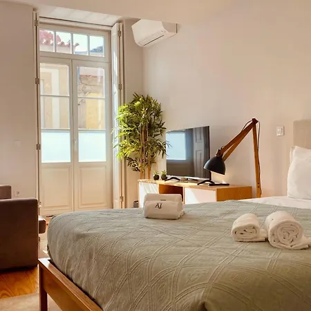 Sm Apartment *